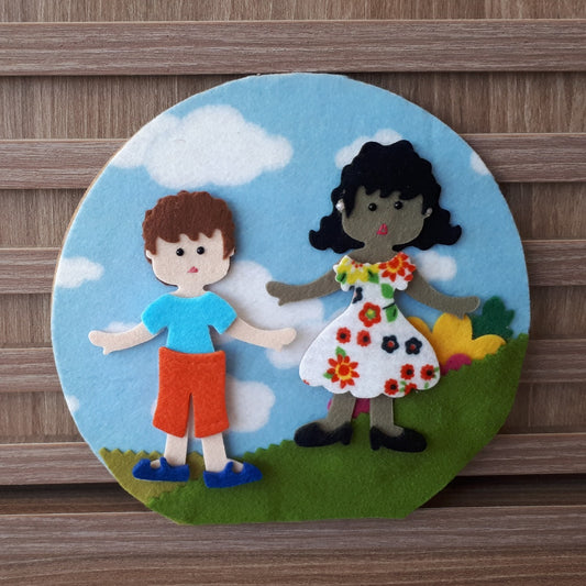 Kit Cenário redondo + Bonecos de vestir